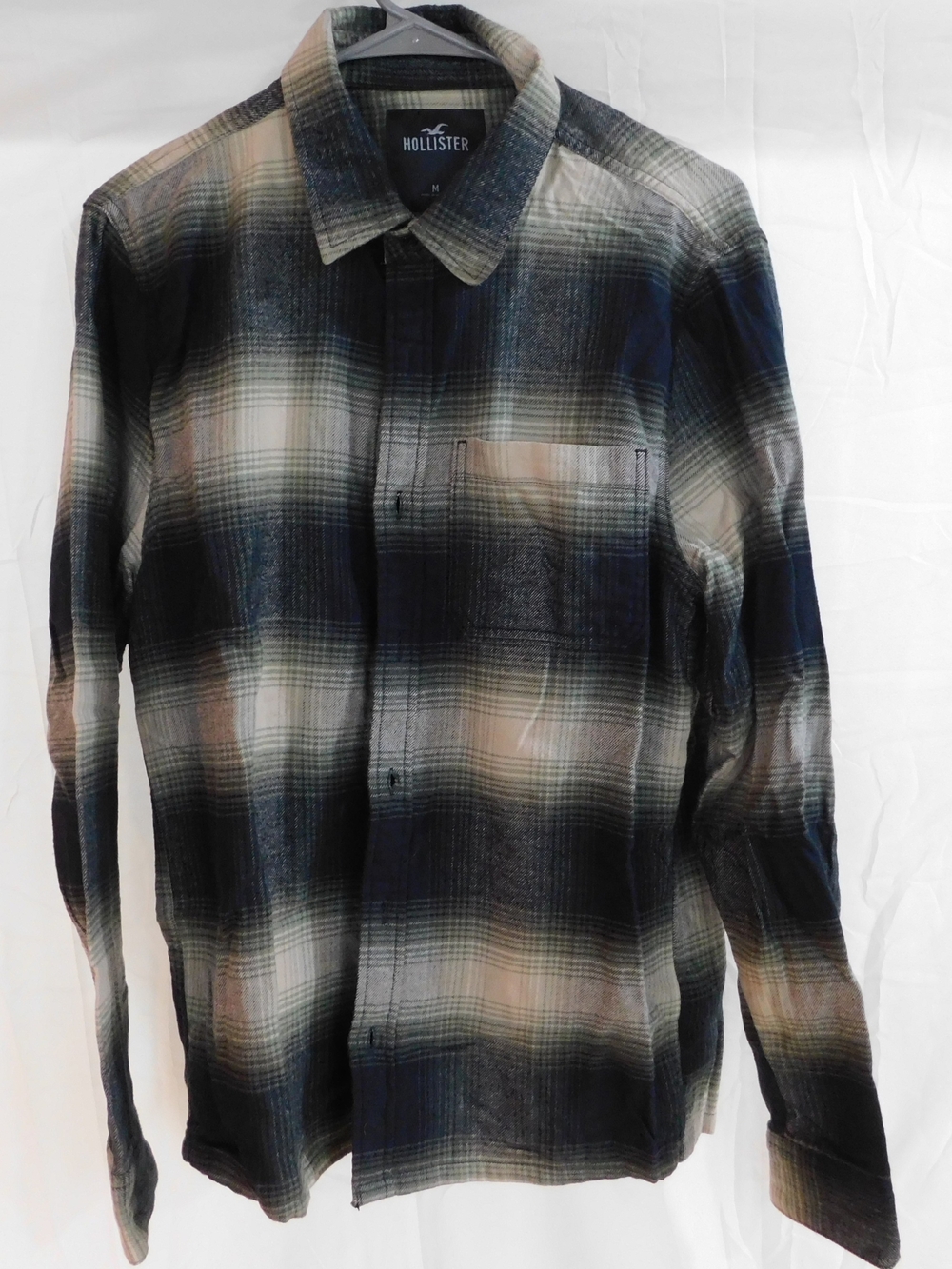 Hollister Men's Plaid Button-Down Shirt in Black, Navy & Beige